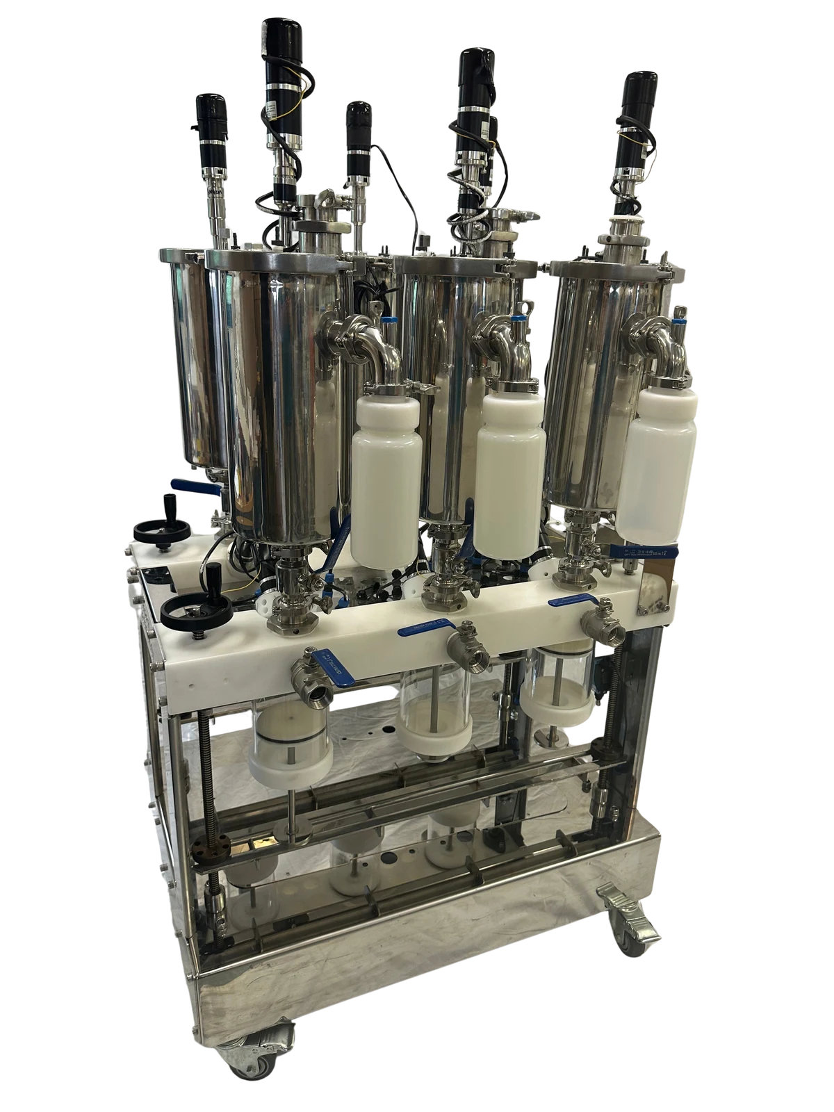 The Lobster digester system illustrating the reactor and automatic feeder design